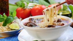 K tradičním vietnamským pokrmům patří 