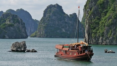 Ha Long Bay