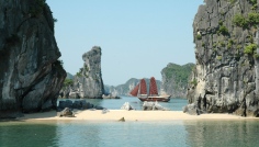 Ha Long Bay