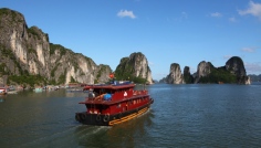 Ha Long Bay