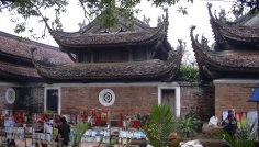 Pagoda Tay Phuong